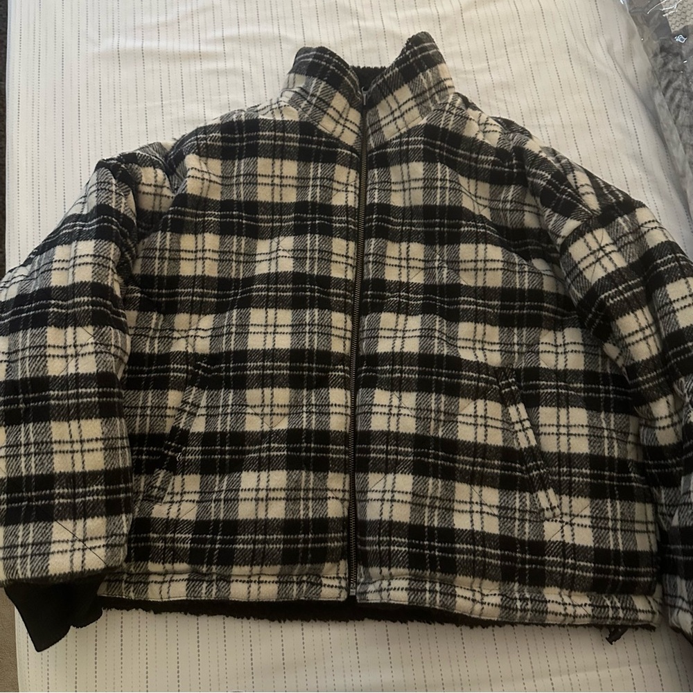 Ae (American Eagle) Reversible Puffer Jacket - image 2